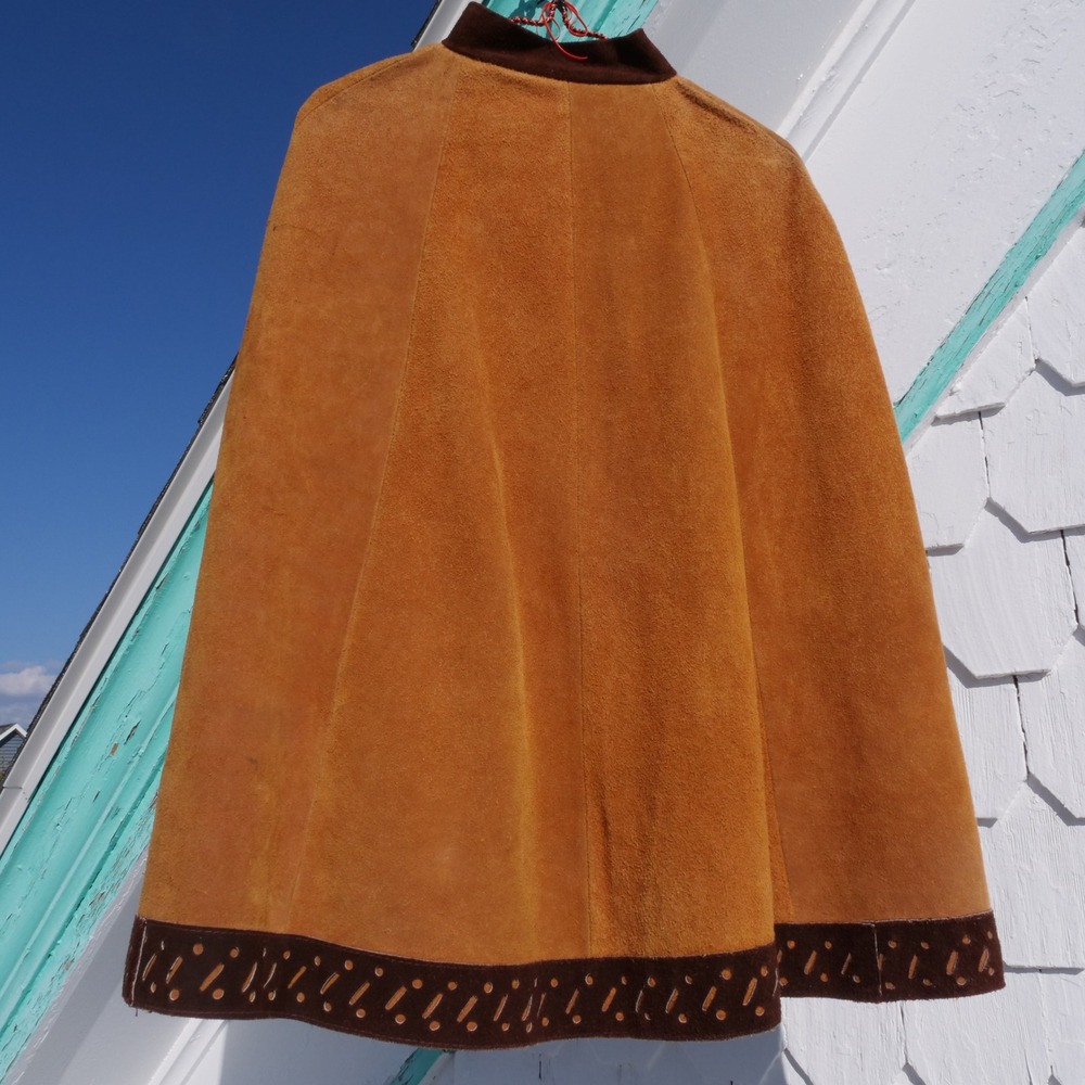 Amazing‎ 70s suede leather zip up cape - Picture 4 of 8